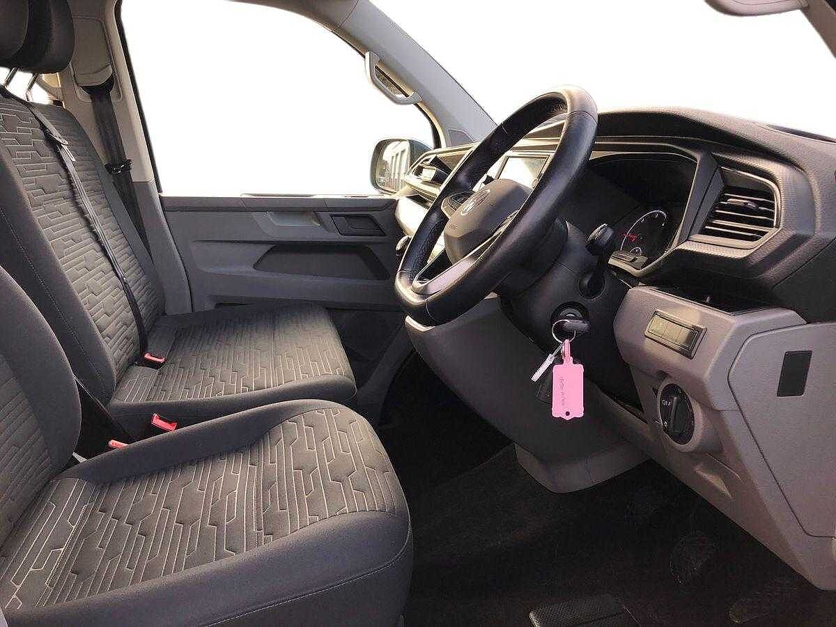 Volkswagen Transporter Shuttle